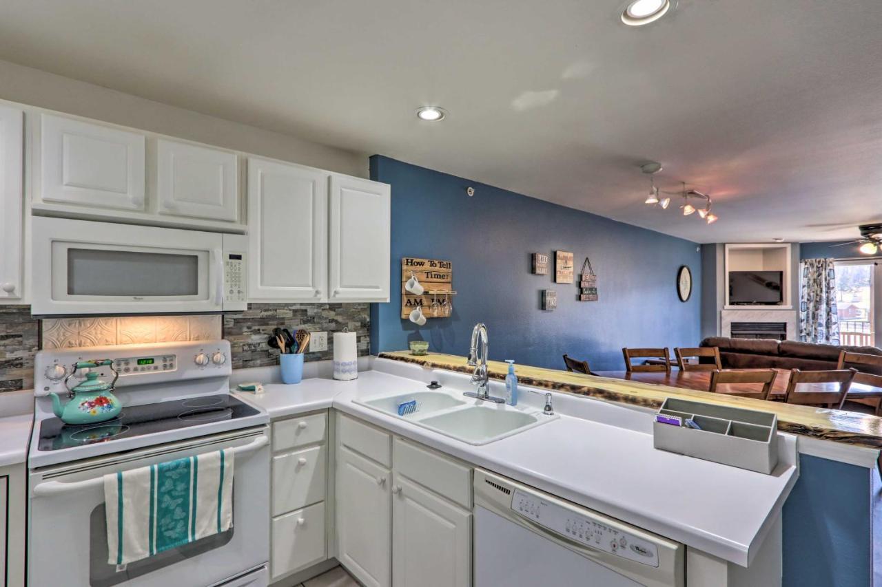 Step-Free Camdenton Condo With Boat Ramp, Dock, Slip Buitenkant foto