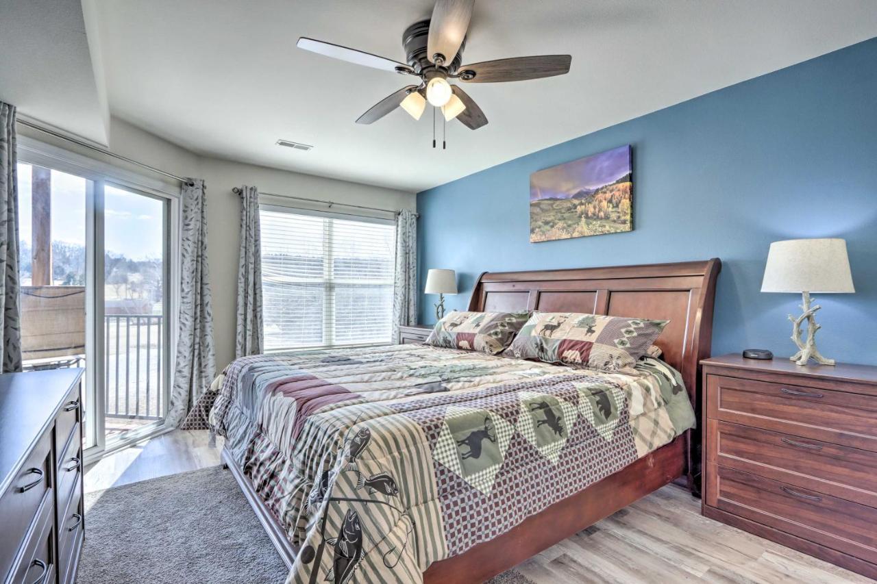 Step-Free Camdenton Condo With Boat Ramp, Dock, Slip Buitenkant foto