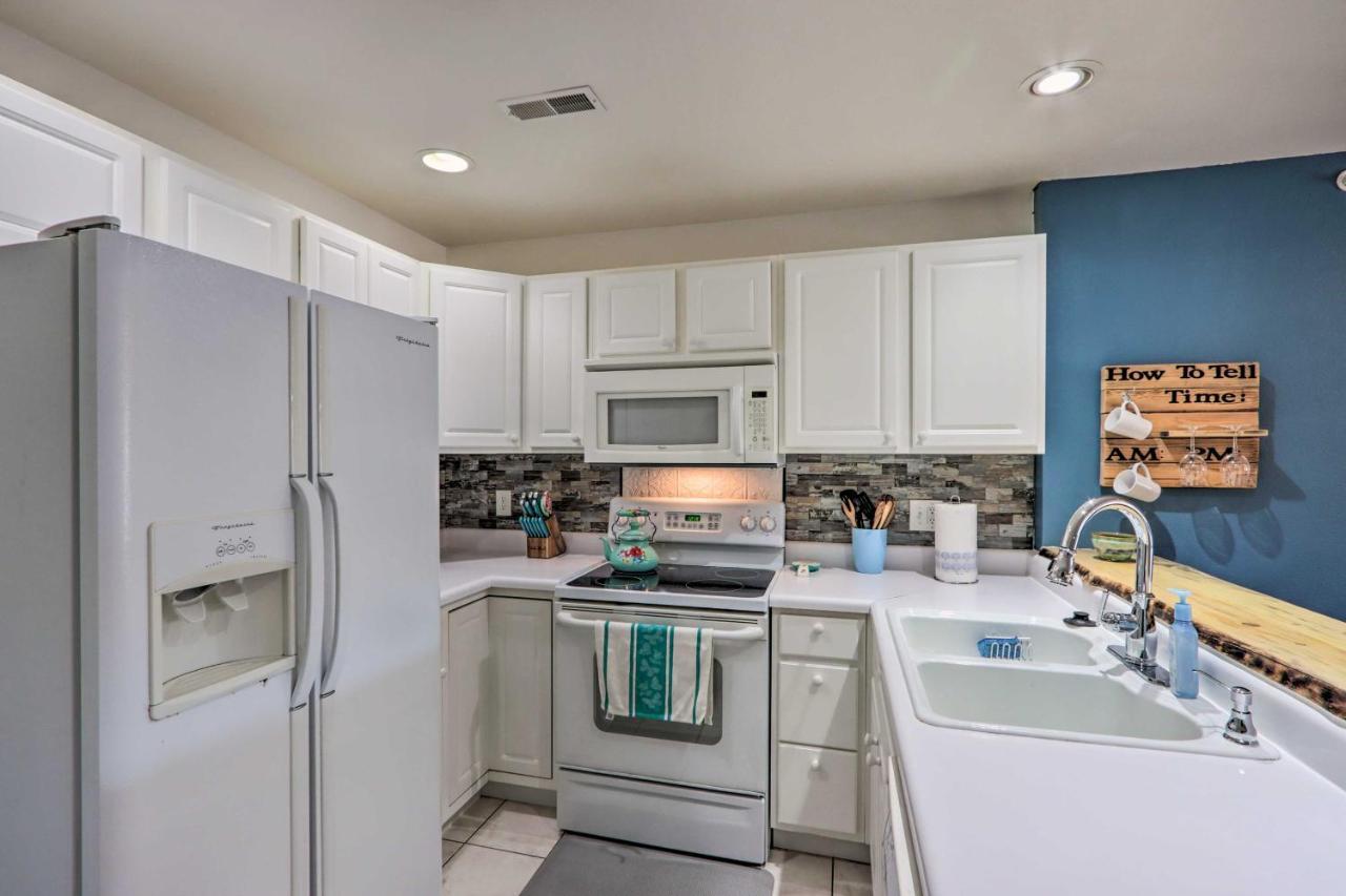 Step-Free Camdenton Condo With Boat Ramp, Dock, Slip Buitenkant foto