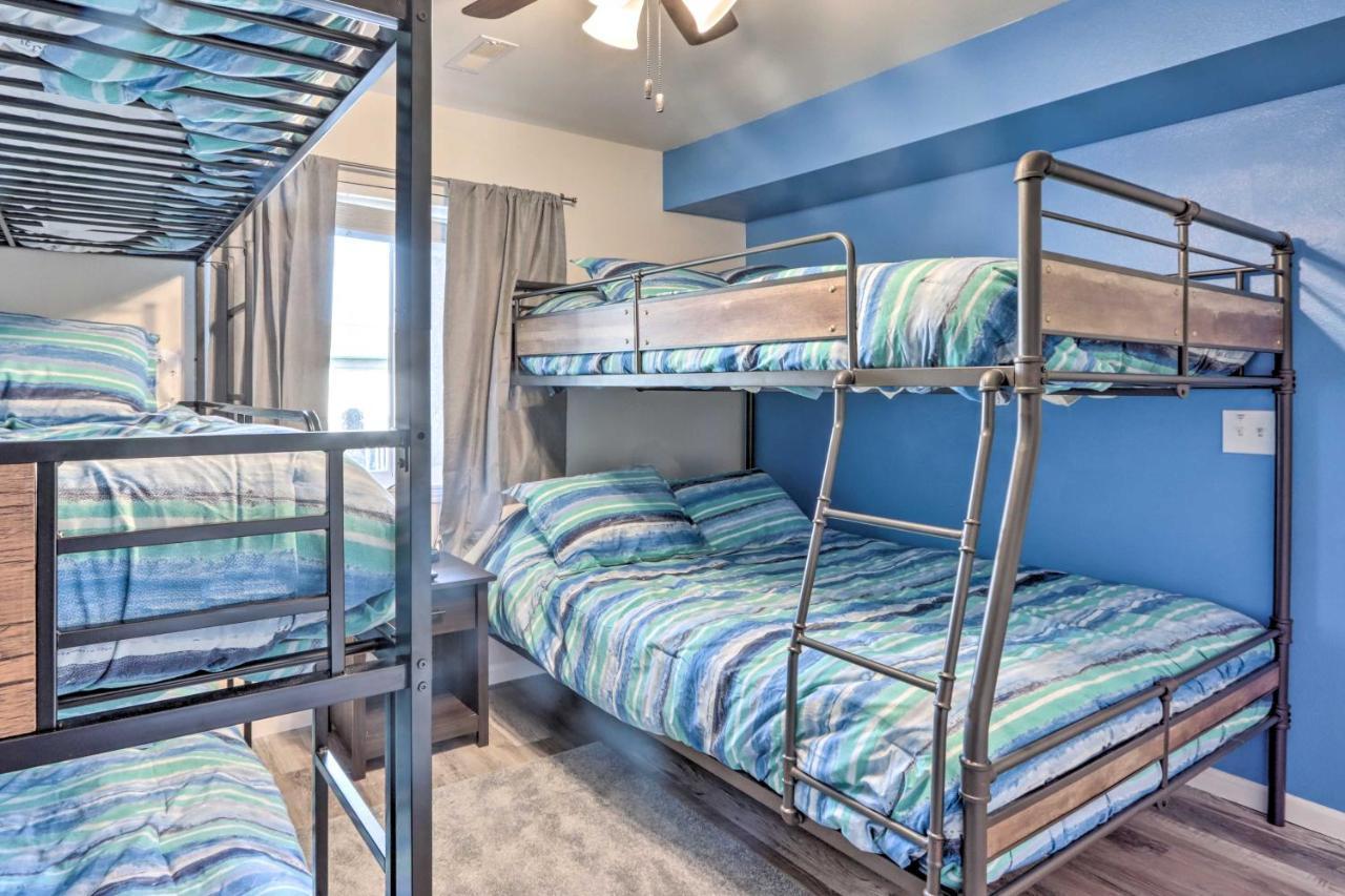 Step-Free Camdenton Condo With Boat Ramp, Dock, Slip Buitenkant foto