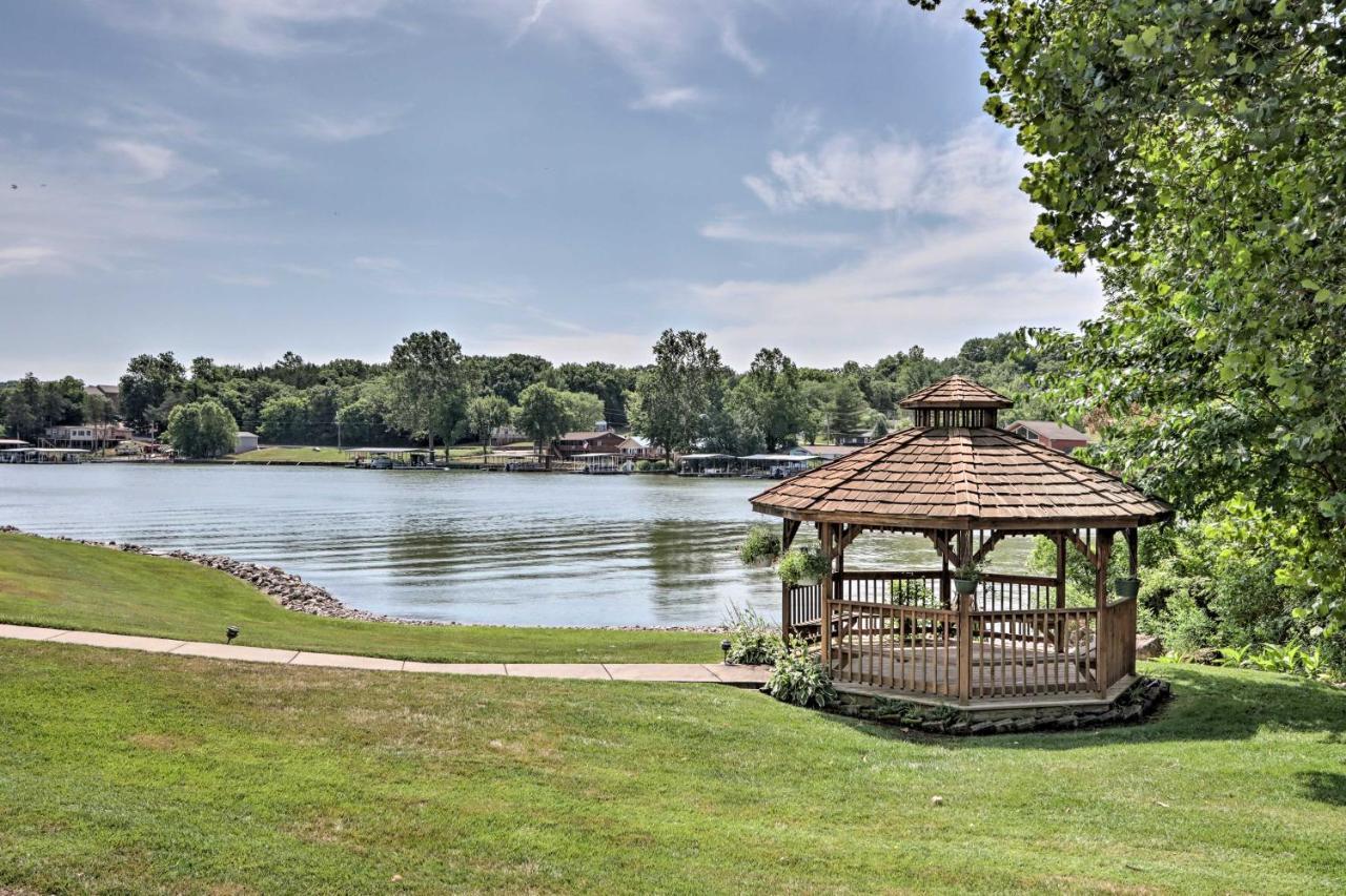 Step-Free Camdenton Condo With Boat Ramp, Dock, Slip Buitenkant foto